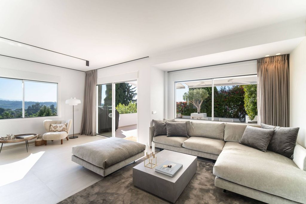 Maison de luxe à vendre à Marbella, 1 690 000 €, Photo 4