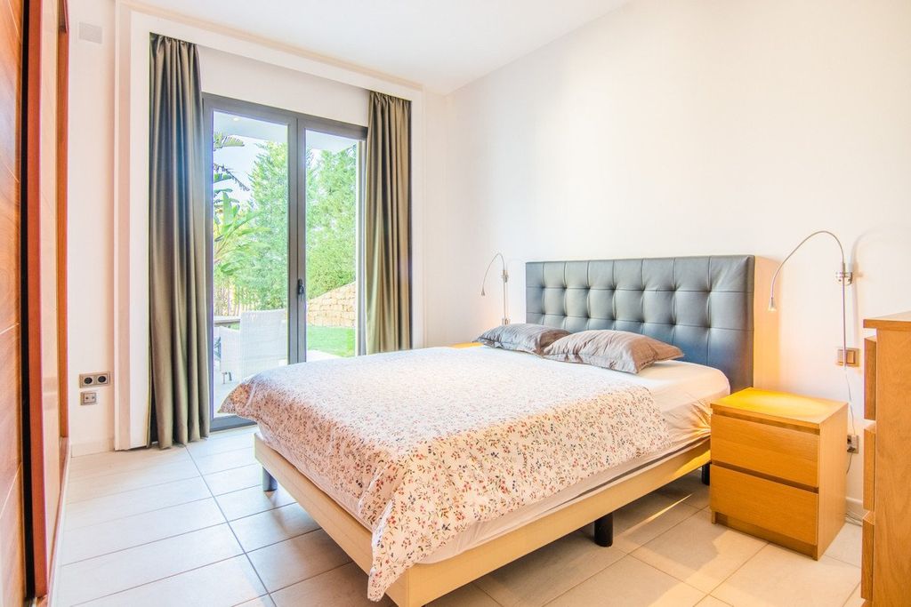 Maison de luxe à vendre à Marbella, 1 860 000 €, Photo 5