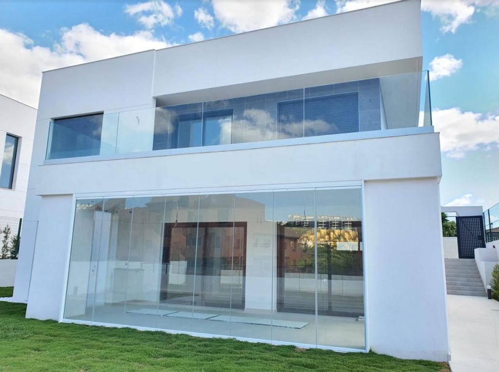 Luxury House for sale in Marbella, 645 000 €, Photo 5