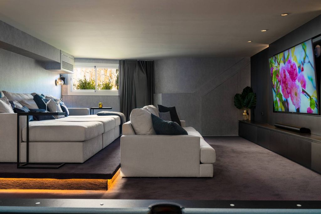Luxury House for sale in Marbella, 1 750 000 €, Photo 5