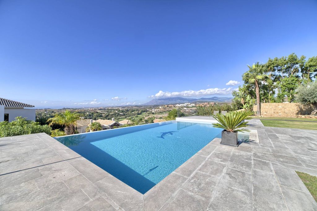 Luxury House for sale in Marbella, 3 195 000 €, Photo 6