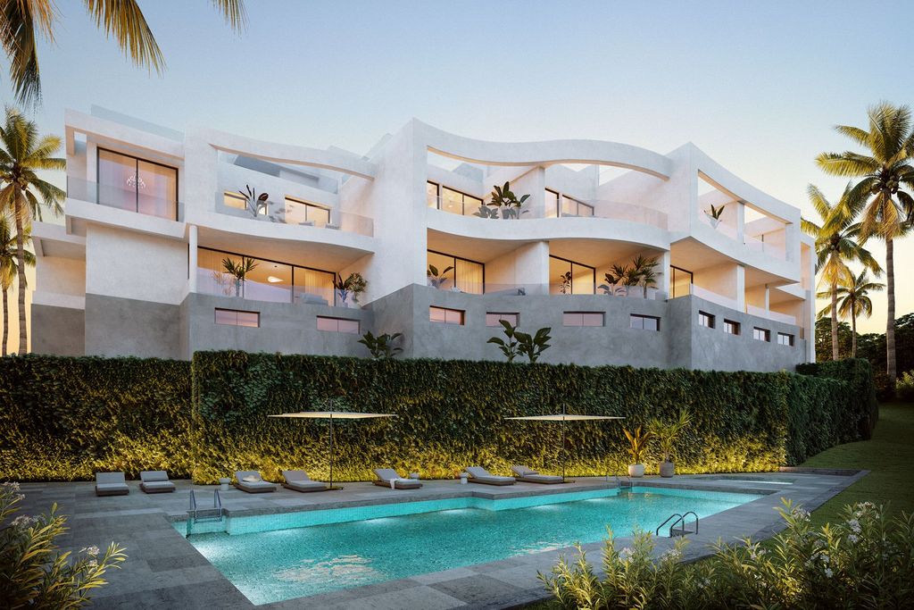 Maison de luxe à vendre à Marbella, 724 000 €, Photo 7