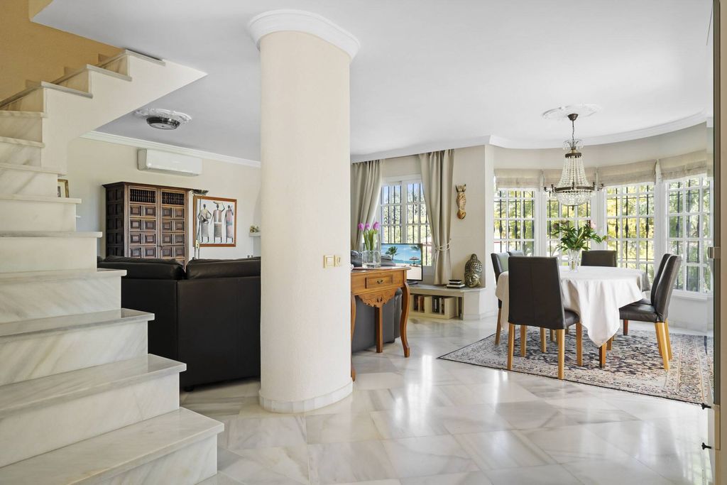 Luxury House for sale in Marbella, 1 295 000 €, Photo 7