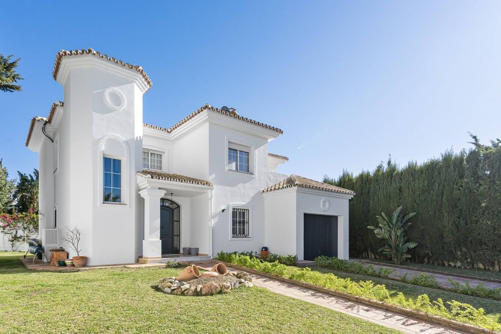 Maison de luxe à vendre à Marbella, 999 000 €, Photo 2