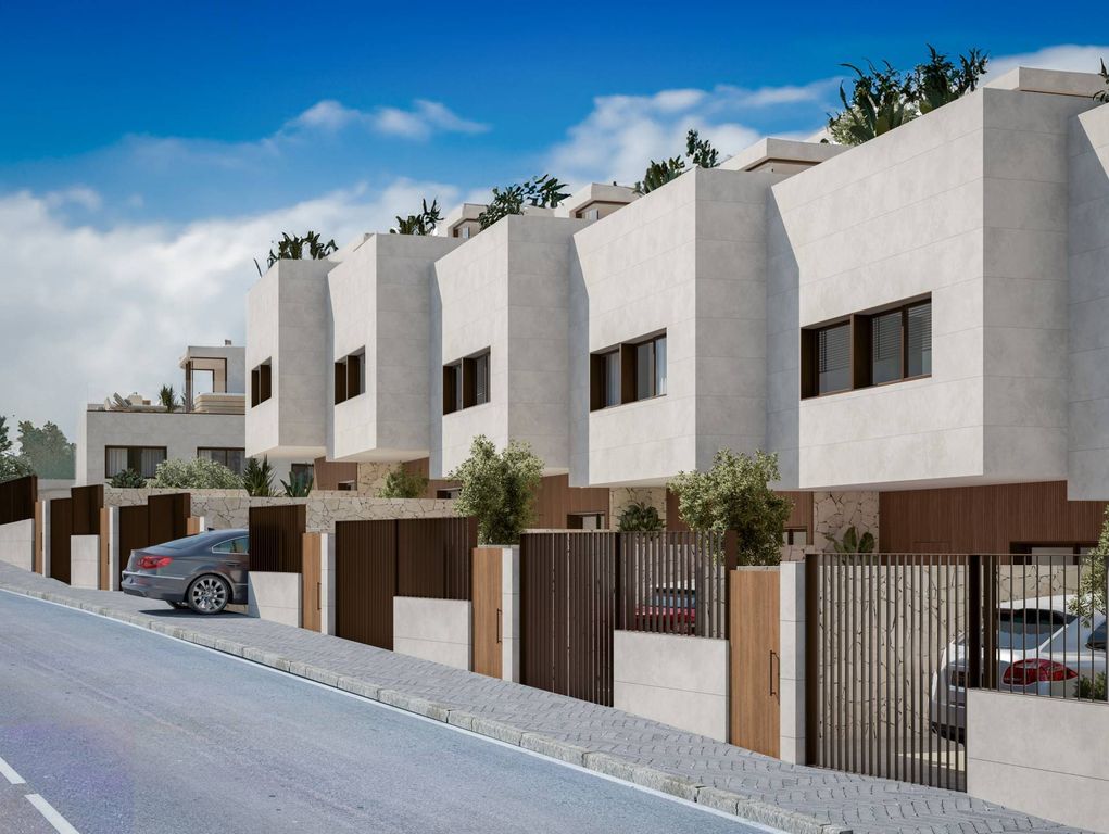 Maison de luxe à vendre à Marbella, 639 000 €, Photo 2