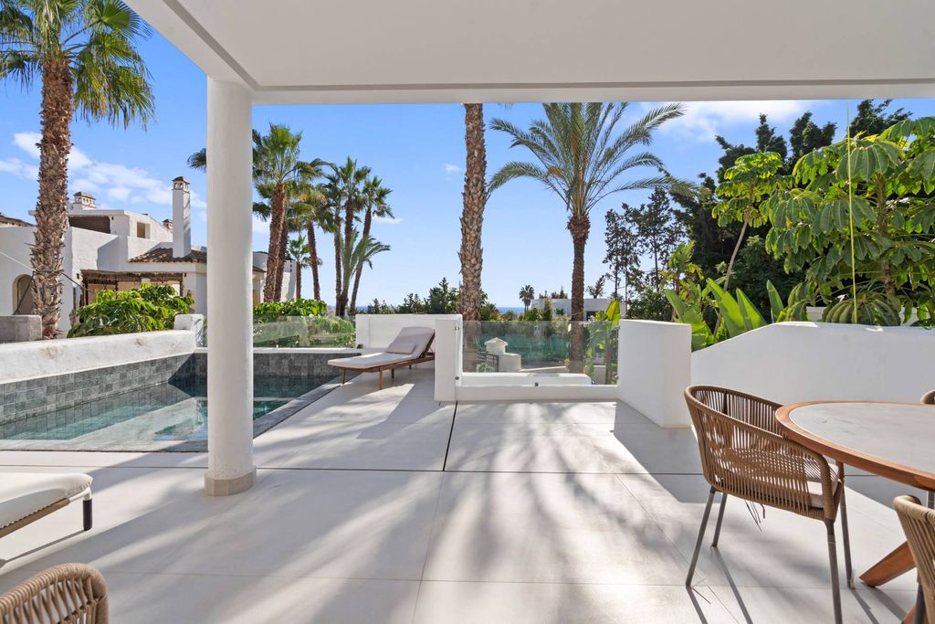 Maison de luxe à vendre à Marbella, 824 000 €, Photo 2