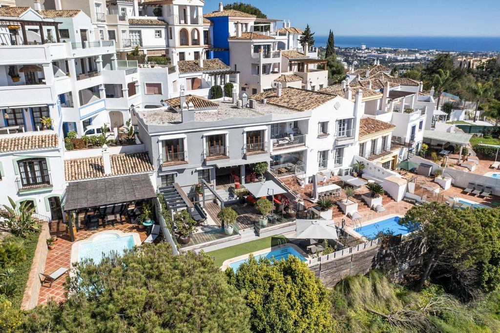 Maison de luxe à vendre à Marbella, 1 095 000 €, Photo 2