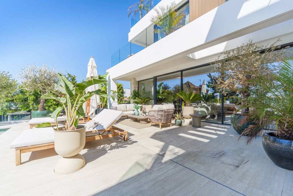 Luxury House for sale in Marbella, 4 000 000 €, Photo 2