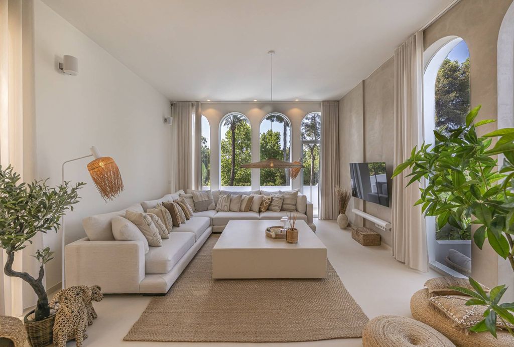 Luxury House for sale in Marbella, 2 695 000 €, Photo 3