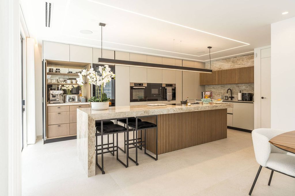 Luxury House for sale in Marbella, 3 450 000 €, Photo 7
