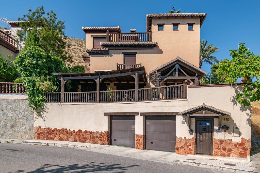 Maison de luxe à vendre à Cenes de La Vega, 790 000 €, Photo 2