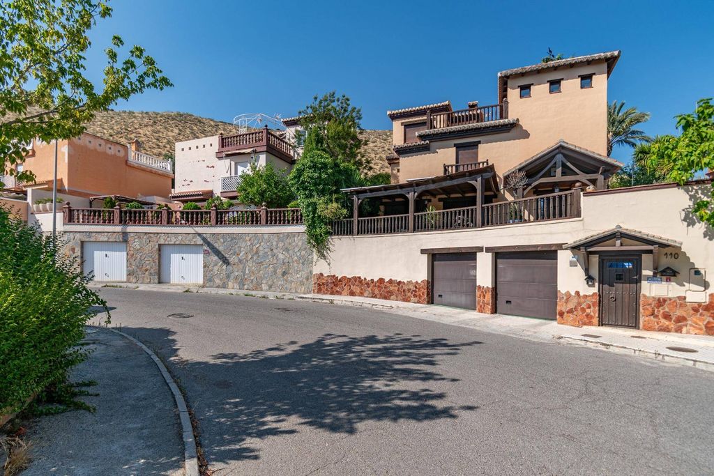 Maison de luxe à vendre à Cenes de La Vega, 790 000 €, Photo 3