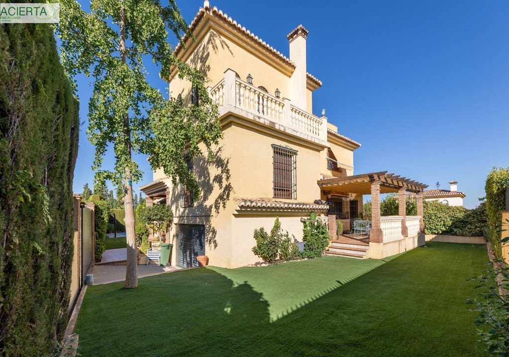 Luxury House for sale in Cájar, 489 500 €, Photo 5