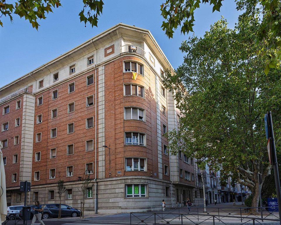 Appartement de luxe à vendre à Valladolid, 480 000 €, Photo 1
