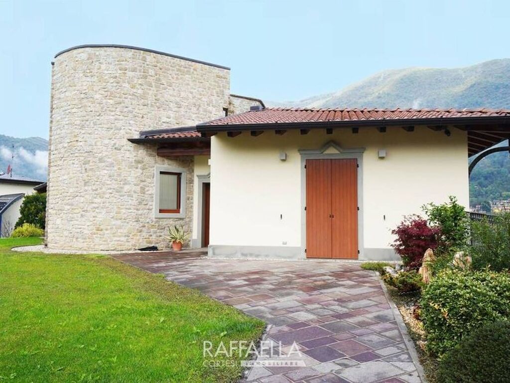 Maison de luxe à vendre à Berzo San Fermo, 850 000 €, Photo 3
