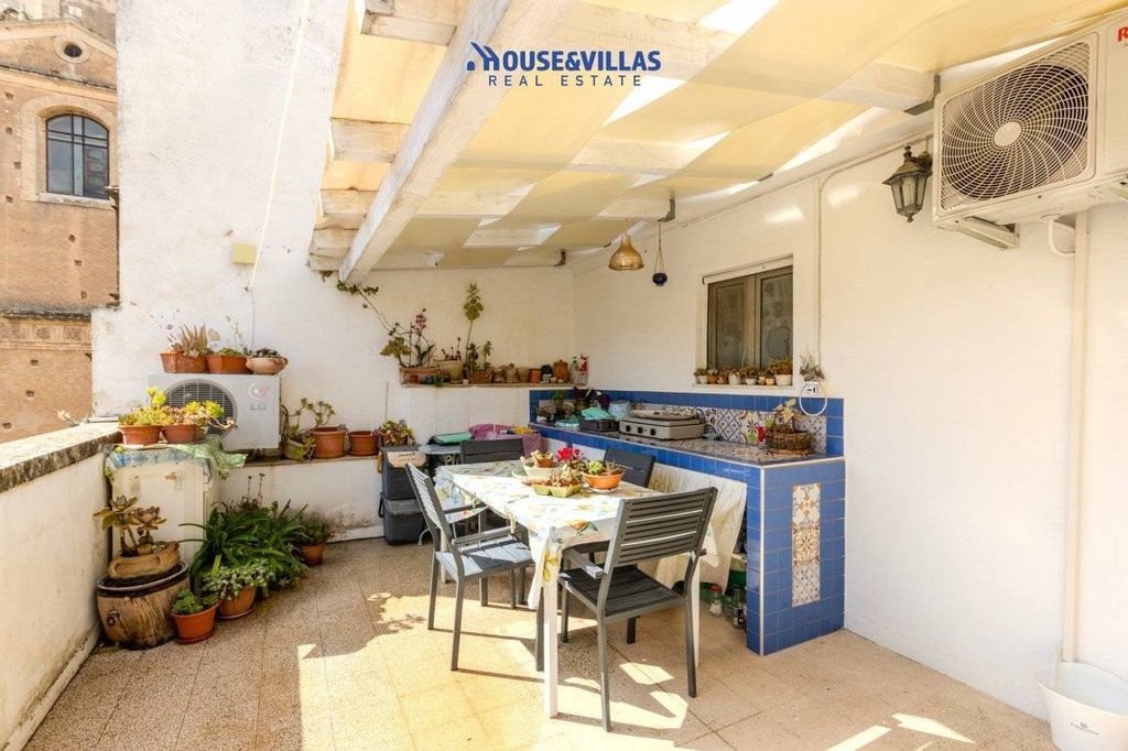 Maison de luxe à vendre à Noto, 420 000 €, Photo 4