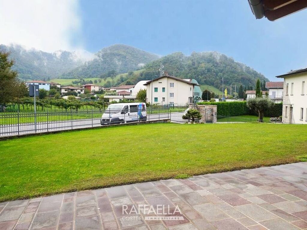 Maison de luxe à vendre à Berzo San Fermo, 850 000 €, Photo 5