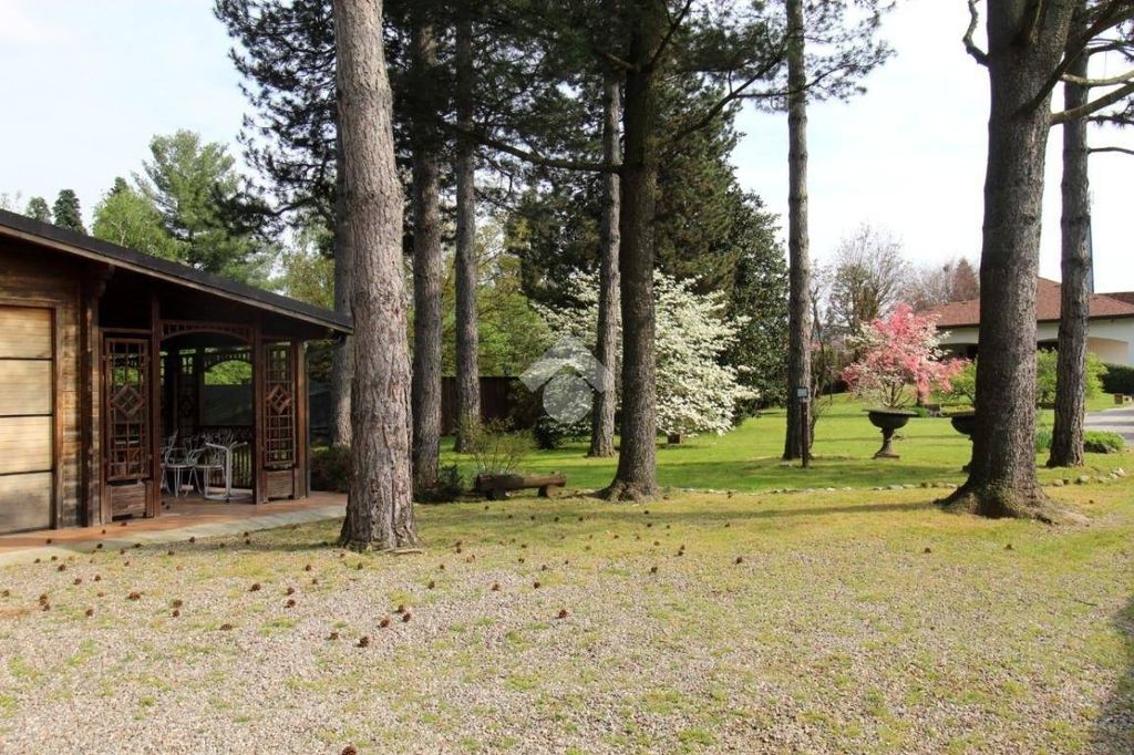 Luxury House for sale in Rescaldina, 870 000 €, Photo 7