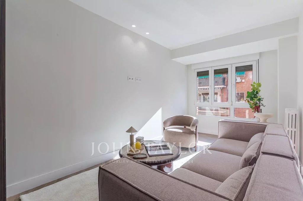 Appartement de luxe à vendre à Madrid, 895 000 €, Photo 4