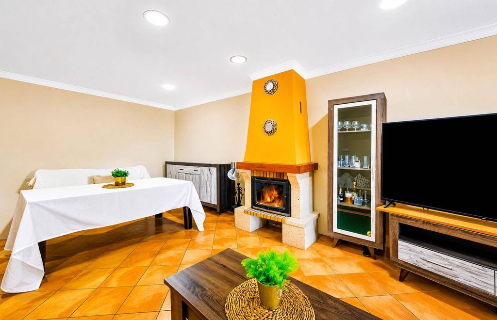 Luxury House for sale in Chiclana de La Frontera, 449 990 €, Photo 5