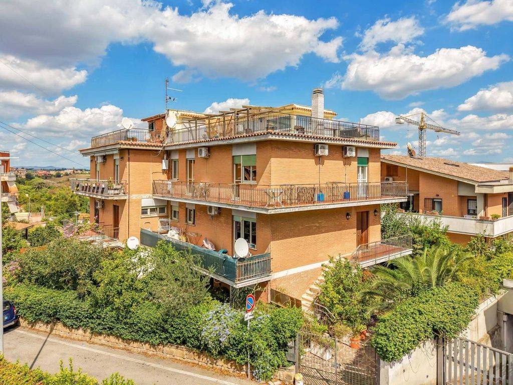 Appartement de luxe à vendre à Rome, 465 000 €, Photo 1