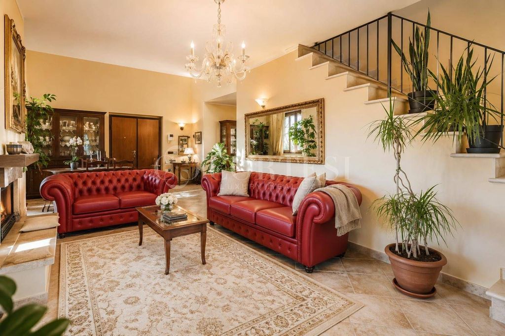 Maison de luxe à vendre à Castel Ritaldi, 575 000 €, Photo 3