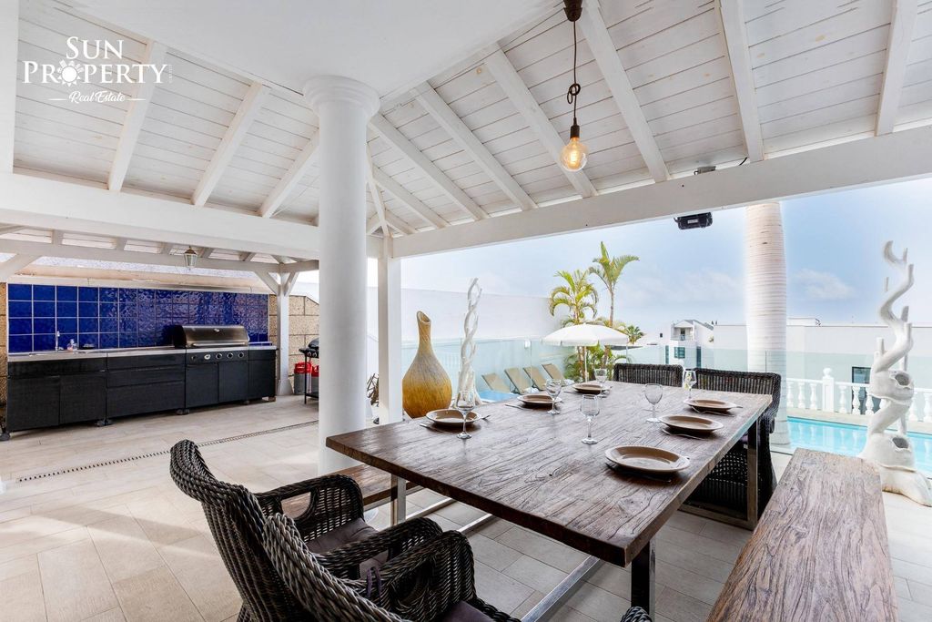 Luxury House for sale in Adeje, 2 100 000 €, Photo 6