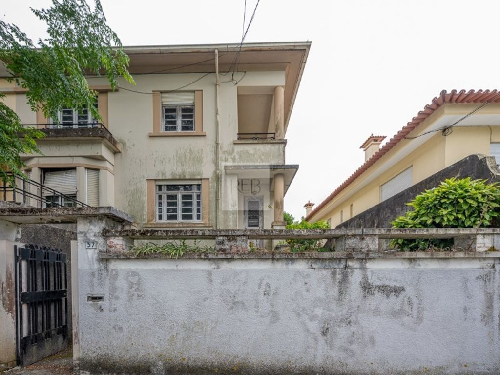 Maison de luxe à vendre à Porto, 1 350 000 €, Photo 1