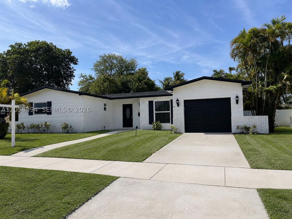 Maison de luxe à vendre à Miami Gardens, 522 890 €, Photo 1