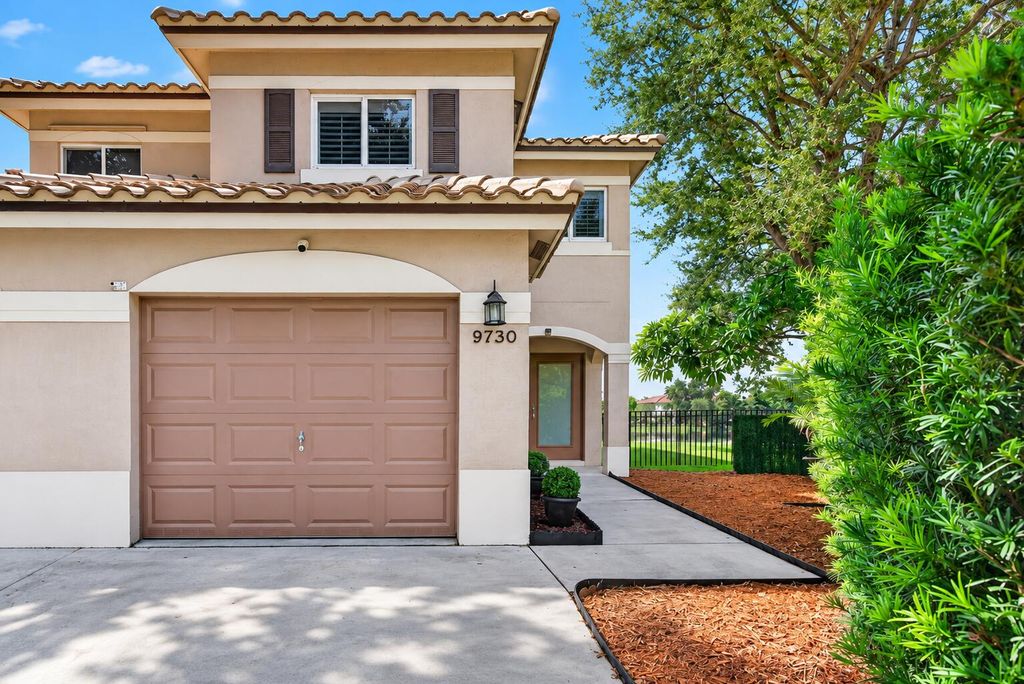 Maison de luxe à vendre à Pembroke Pines, 437 005 €, Photo 1