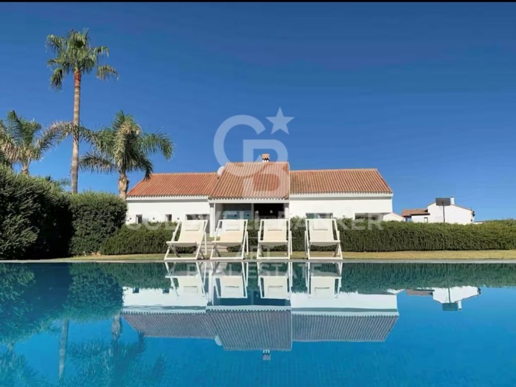 Luxury House for sale in Manilva, 2 975 000 €, Photo 1