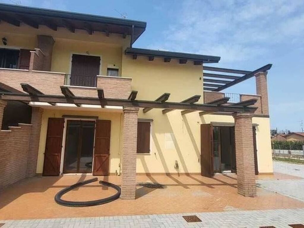 Luxury House for sale in Cesena, 630 000 €, Photo 1
