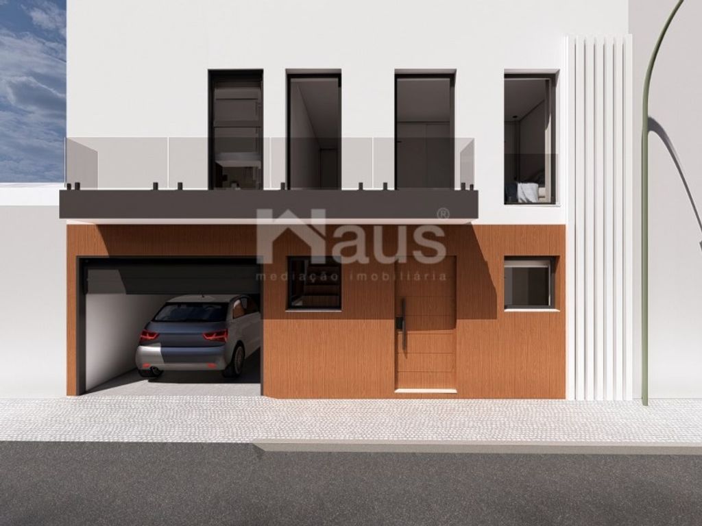 Luxury House for sale in Montijo, 660 000 €, Photo 1