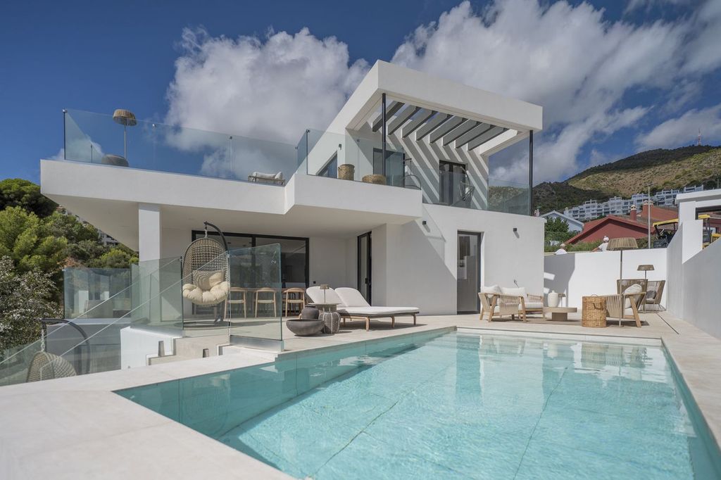 Luxury House for sale in Benalmádena, 2 100 000 €, Photo 1