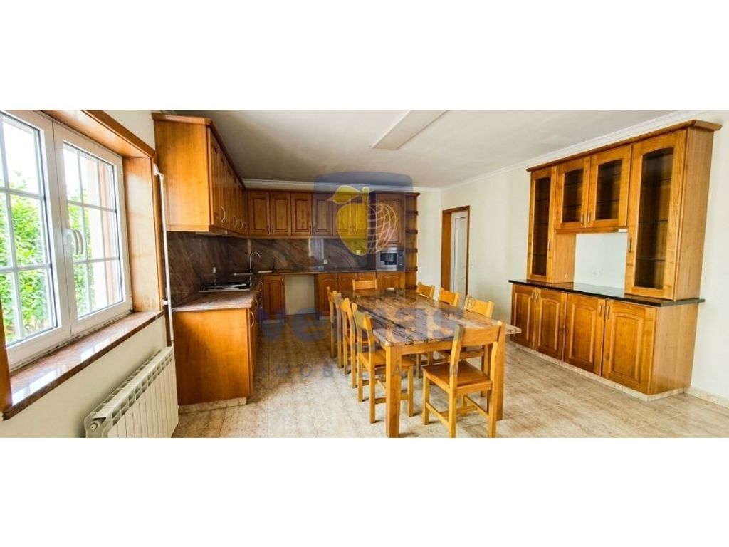Luxury House for sale in Santa Maria Da Feira, 475 000 €, Photo 5