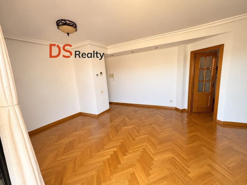 Luxury Apartment for sale in Madrid, 925 000 €, Photo 7