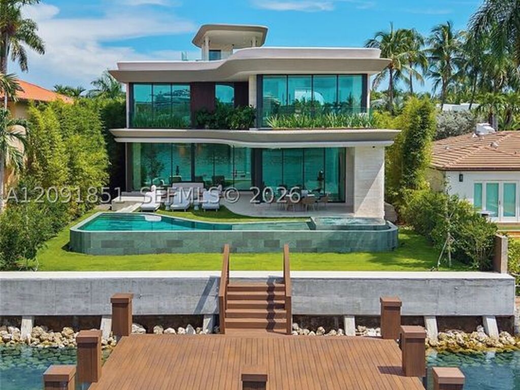 Maison de luxe à vendre à Miami Beach, 28 902 558 €, Photo 1