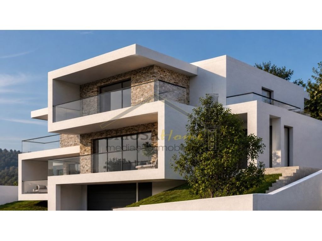 Maison de luxe à vendre à Coimbra, 800 000 €, Photo 1