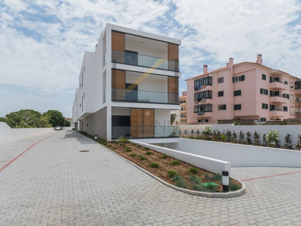 Luxury Apartment for sale in Cascais, 980 000 €, Photo 1