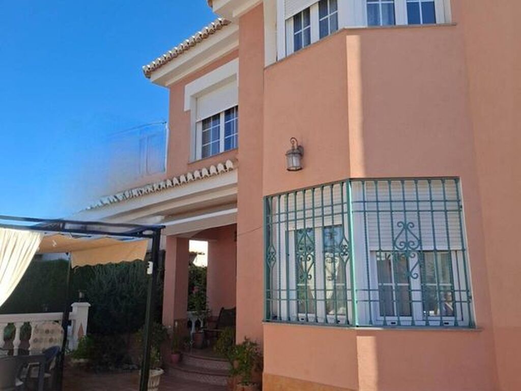 Luxury House for sale in Granada, 685 000 €, Photo 1