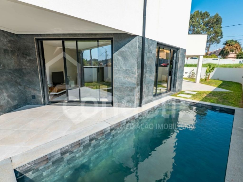Maison de luxe à vendre à Vila Nova de Gaia, 800 000 €, Photo 2