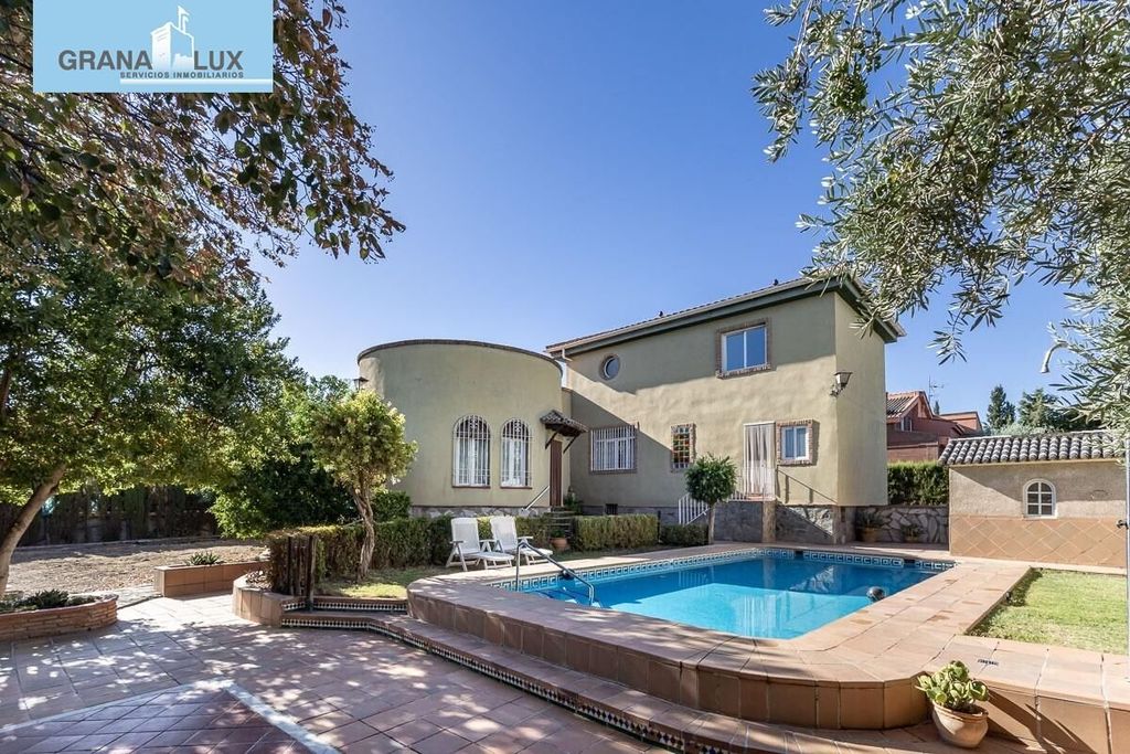 Maison de luxe à vendre à Las Gabias, 480 000 €, Photo 1