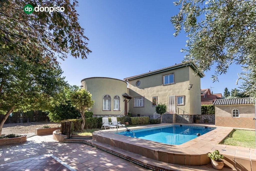 Maison de luxe à vendre à Las Gabias, 480 000 €, Photo 1