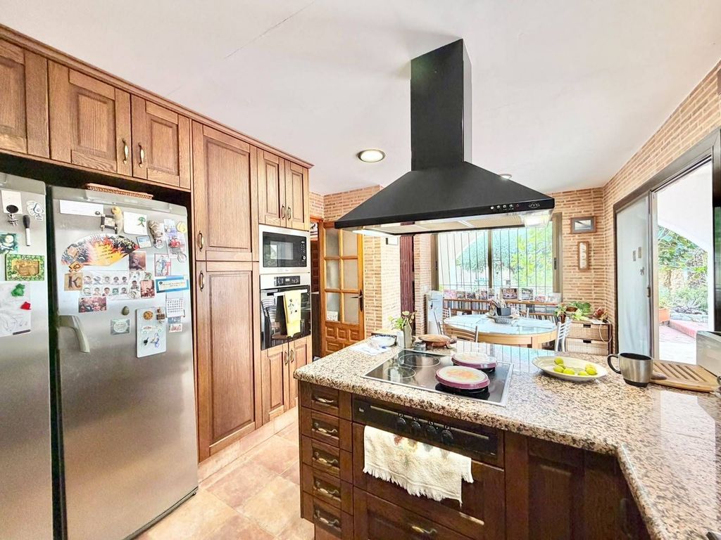 Maison de luxe à vendre à Alicante, 499 000 €, Photo 1