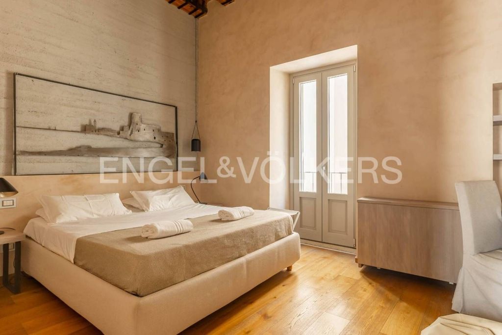 Maison de luxe à vendre à Trani, 980 000 €, Photo 1
