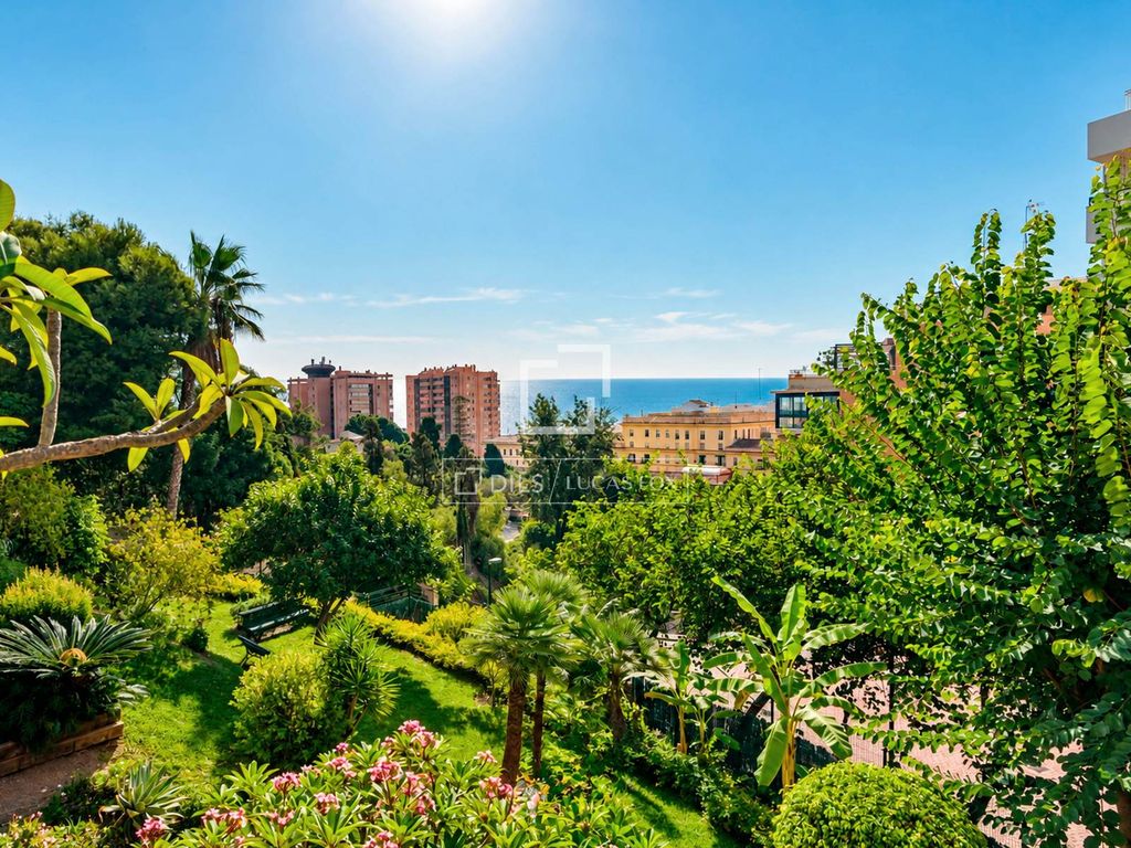 Luxury Apartment for sale in Málaga, 1 026 000 €, Photo 6