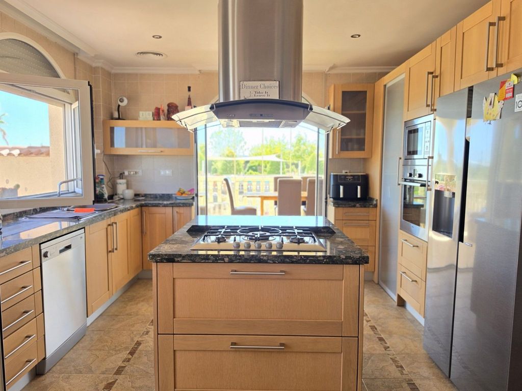 Maison de luxe à vendre à Pinoso, 895 000 €, Photo 6
