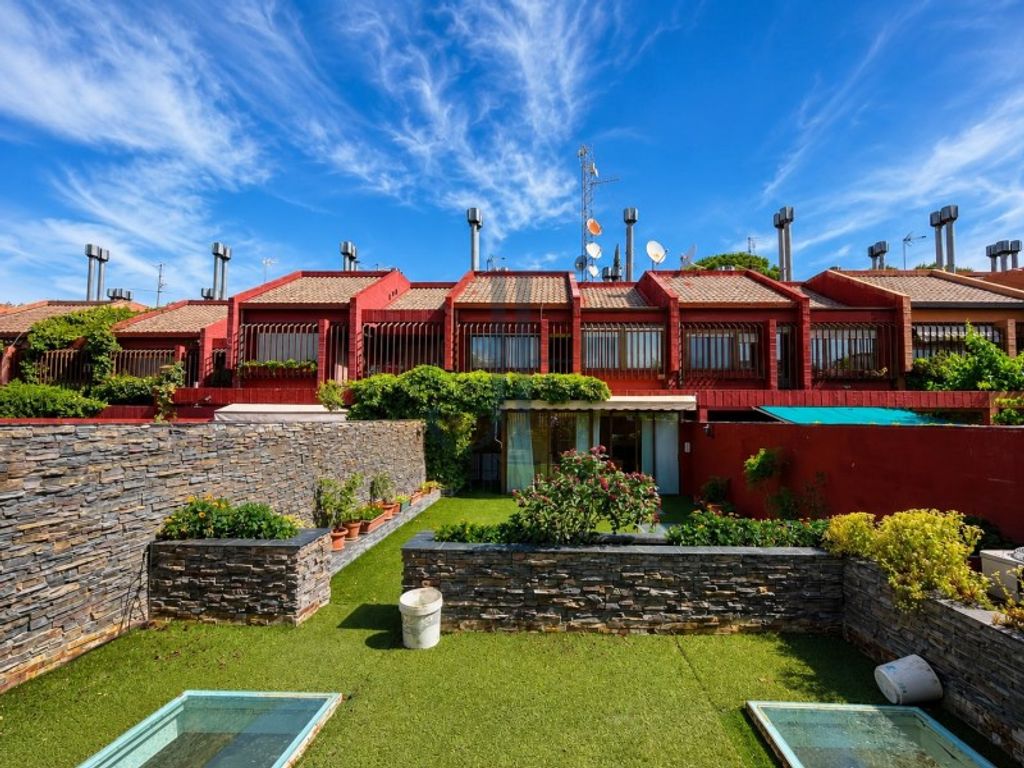 Maison de luxe à vendre à Madrid, 1 750 000 €, Photo 1