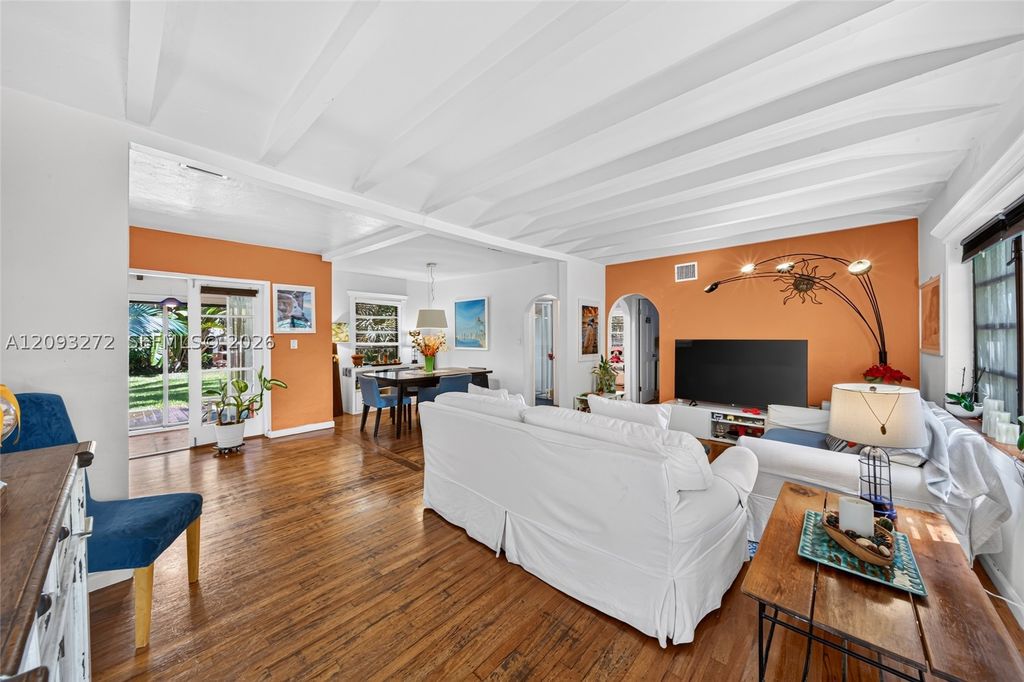 Maison de luxe à vendre à Biscayne Park, 1 333 875 €, Photo 1