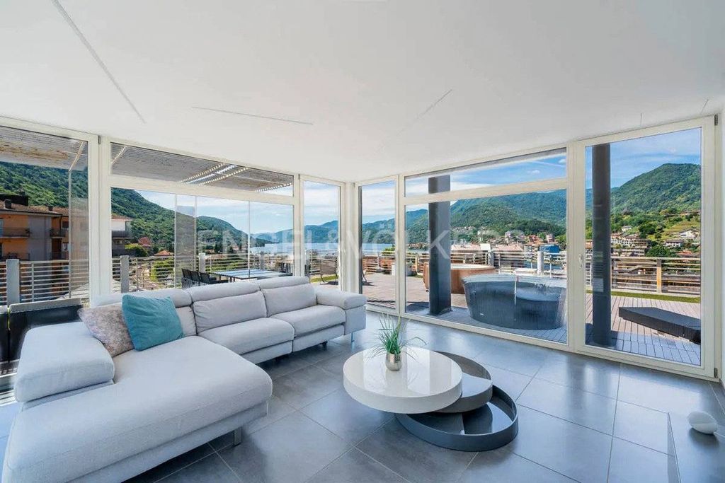 Appartement de luxe à vendre à Omegna, 790 000 €, Photo 1